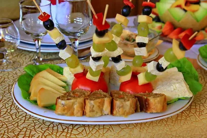 Băile Herculane Cazare | Motel (K0879-16) Imaginea poate fi supusă drepturilor de autor. Se recomandă contactarea titularului drepturilor.