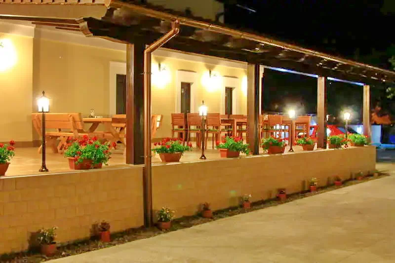 Herkulesfürdő Szállás | Motel (K0879-37) A kép szerzői jogvédelem alatt állhat. Javasolt a kapcsolatfelvétel a jog tulajdonossal.