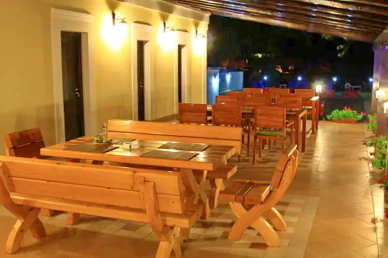 Băile Herculane Cazare | Motel (K0879-39) Imaginea poate fi supusă drepturilor de autor. Se recomandă contactarea titularului drepturilor.