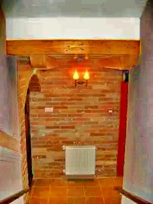  Cazare | Pensiune turistică (K1071-16) Imaginea poate fi supusă drepturilor de autor. Se recomandă contactarea titularului drepturilor.