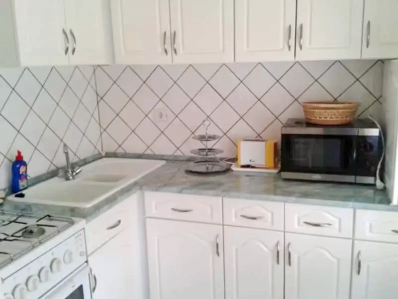  Cazare | Bungalow (K0853-10) Imaginea poate fi supusă drepturilor de autor. Se recomandă contactarea titularului drepturilor.