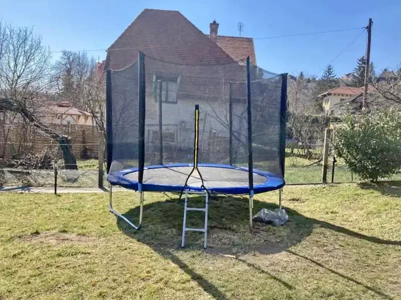 Mișcolț Cazare | Motel (K0512-13) Imaginea poate fi supusă drepturilor de autor. Se recomandă contactarea titularului drepturilor.