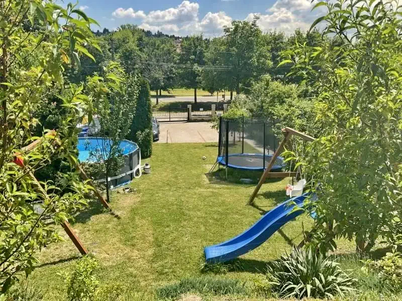 Mișcolț Cazare | Motel (K0512-26) Imaginea poate fi supusă drepturilor de autor. Se recomandă contactarea titularului drepturilor.