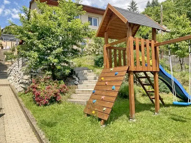 Mișcolț Cazare | Motel (K0512-27) Imaginea poate fi supusă drepturilor de autor. Se recomandă contactarea titularului drepturilor.