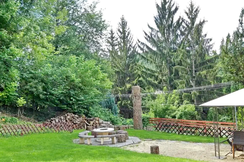 Mișcolț Cazare | Bungalow (K0666-7) Imaginea poate fi supusă drepturilor de autor. Se recomandă contactarea titularului drepturilor.