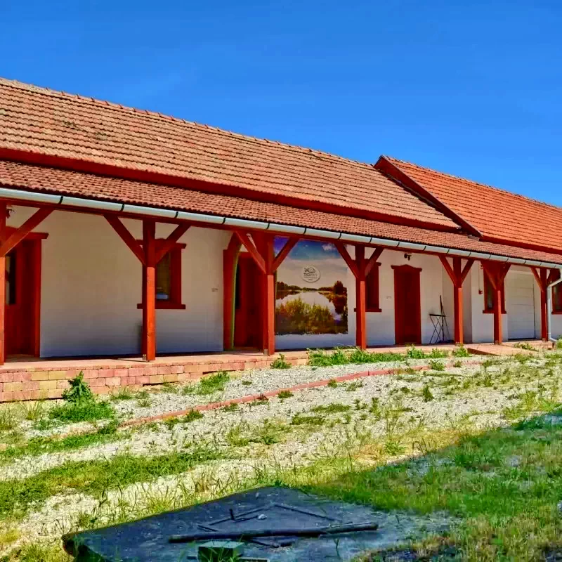  Cazare | Bungalow (K1053-8) Imaginea poate fi supusă drepturilor de autor. Se recomandă contactarea titularului drepturilor.