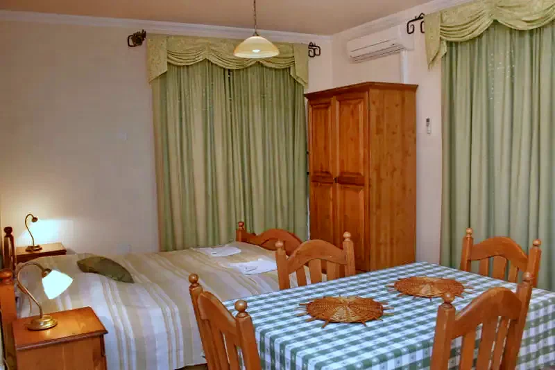 Hajdúszoboszló Szállás | Üdülőfalu (K0588-14) A kép szerzői jogvédelem alatt állhat. Javasolt a kapcsolatfelvétel a jog tulajdonossal.