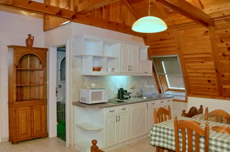 Hajdúszoboszló Szállás | Üdülőfalu (K0588-21) A kép szerzői jogvédelem alatt állhat. Javasolt a kapcsolatfelvétel a jog tulajdonossal.