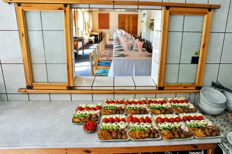 Sibiel Cazare | Motel (K0429-3) Imaginea poate fi supusă drepturilor de autor. Se recomandă contactarea titularului drepturilor.