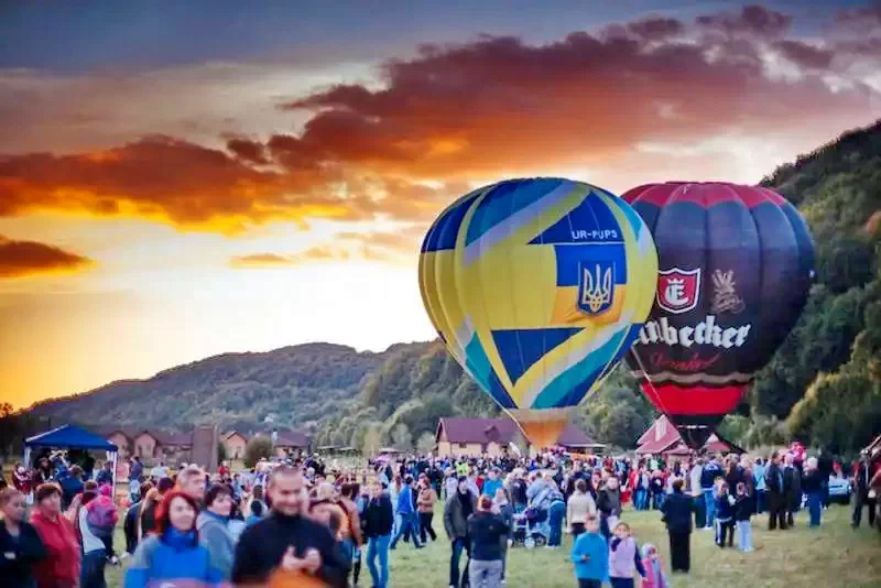 Hőlégballon Fesztivál, Vármező