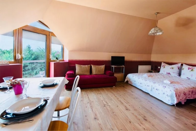 Hajdúszoboszló Szállás | Apartmanház (K1029-17) A kép szerzői jogvédelem alatt állhat. Javasolt a kapcsolatfelvétel a jog tulajdonossal.