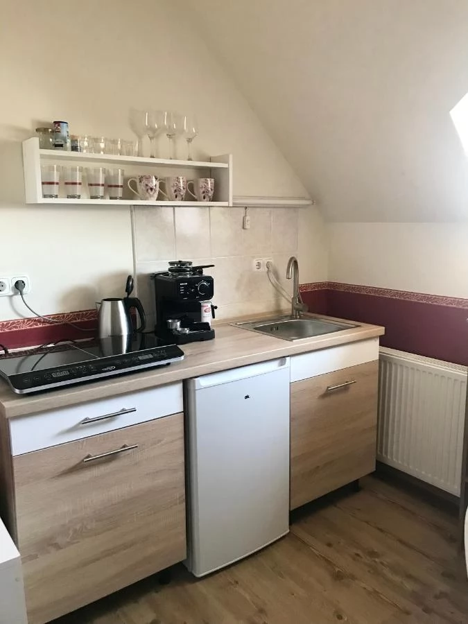 Hajdúszoboszló Szállás | Bungalow (K1029-22) A kép szerzői jogvédelem alatt állhat. Javasolt a kapcsolatfelvétel a jog tulajdonossal.