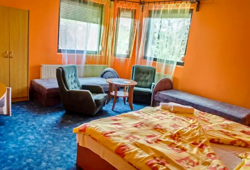 Miskolc Szállás | Üdülőfalu (K0632-6) A kép szerzői jogvédelem alatt állhat. Javasolt a kapcsolatfelvétel a jog tulajdonossal.