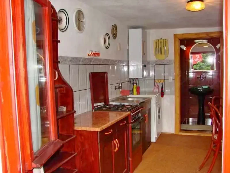 Băile Bálványos Cazare | Camping / Popas turistic (K0630-3) Imaginea poate fi supusă drepturilor de autor. Se recomandă contactarea titularului drepturilor.