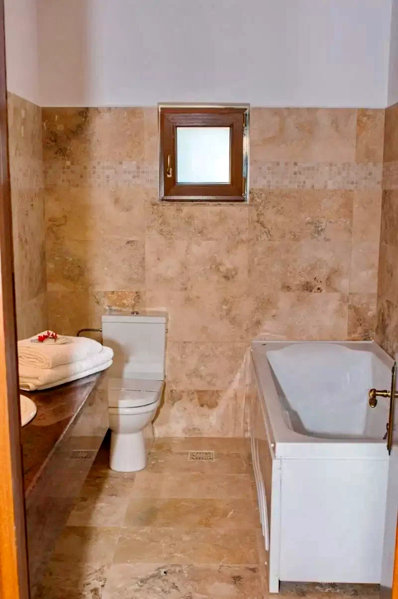 Eforie Nord Cazare | Camping / Popas turistic (K1322-22) Imaginea poate fi supusă drepturilor de autor. Se recomandă contactarea titularului drepturilor.