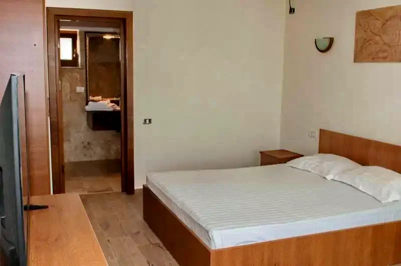 Eforie Nord Cazare | Camping / Popas turistic (K1322-31) Imaginea poate fi supusă drepturilor de autor. Se recomandă contactarea titularului drepturilor.