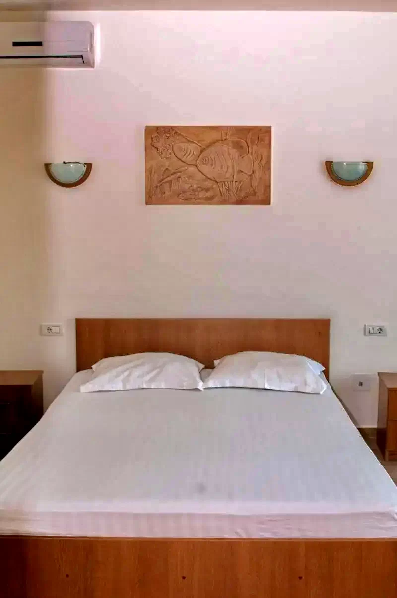 Eforie Nord Cazare | Camping / Popas turistic (K1322-32) Imaginea poate fi supusă drepturilor de autor. Se recomandă contactarea titularului drepturilor.