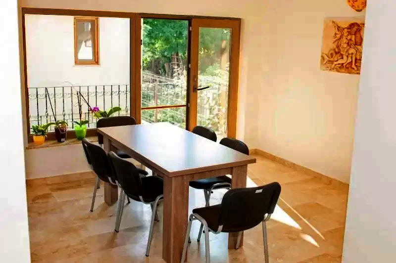 Eforie Nord Cazare | Camping / Popas turistic (K1322-46) Imaginea poate fi supusă drepturilor de autor. Se recomandă contactarea titularului drepturilor.