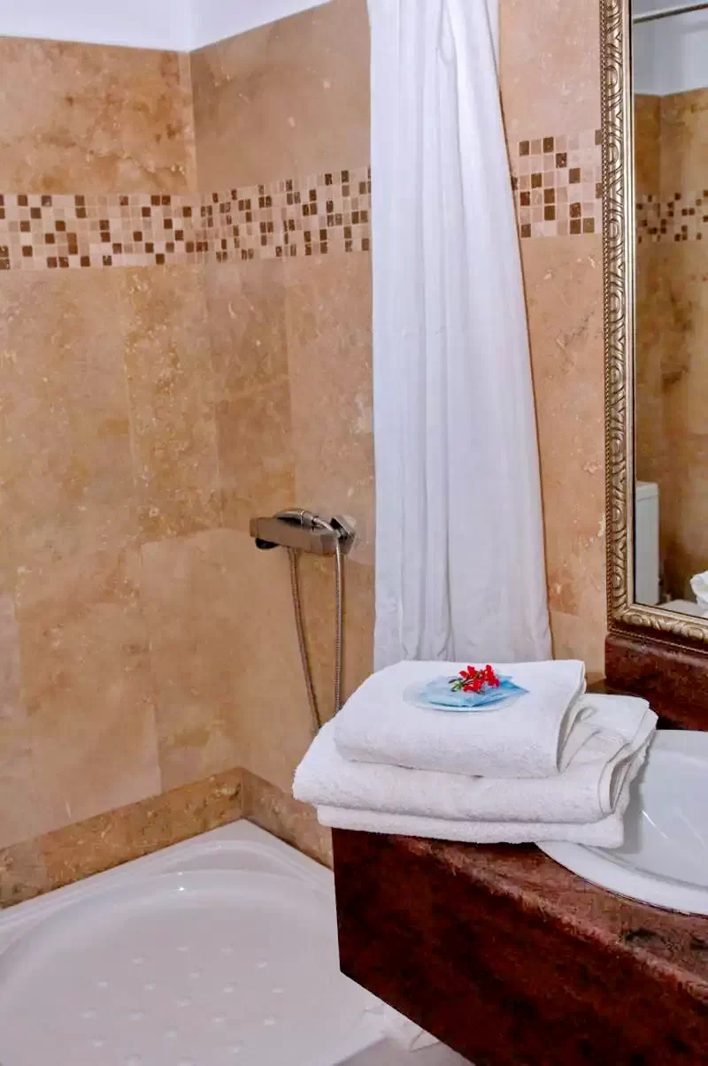 Eforie Nord Cazare | Camping / Popas turistic (K1322-49) Imaginea poate fi supusă drepturilor de autor. Se recomandă contactarea titularului drepturilor.