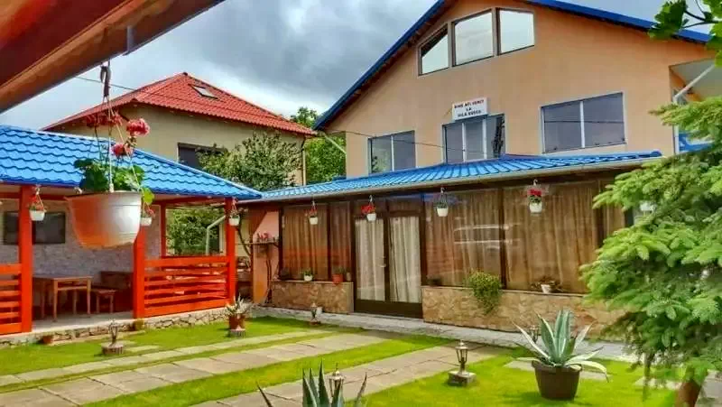 Costinești Cazare | Hostel (K1334-25) Imaginea poate fi supusă drepturilor de autor. Se recomandă contactarea titularului drepturilor.