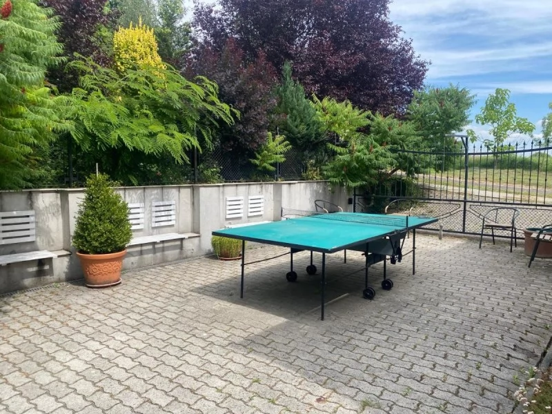  Cazare | Camping / Popas turistic (K0016-24) Imaginea poate fi supusă drepturilor de autor. Se recomandă contactarea titularului drepturilor.