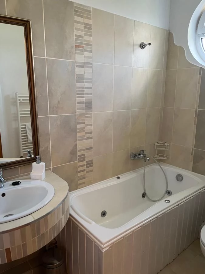 Eger Szállás | Kemping / turistapihenő (K0016-34) A kép szerzői jogvédelem alatt állhat. Javasolt a kapcsolatfelvétel a jog tulajdonossal.