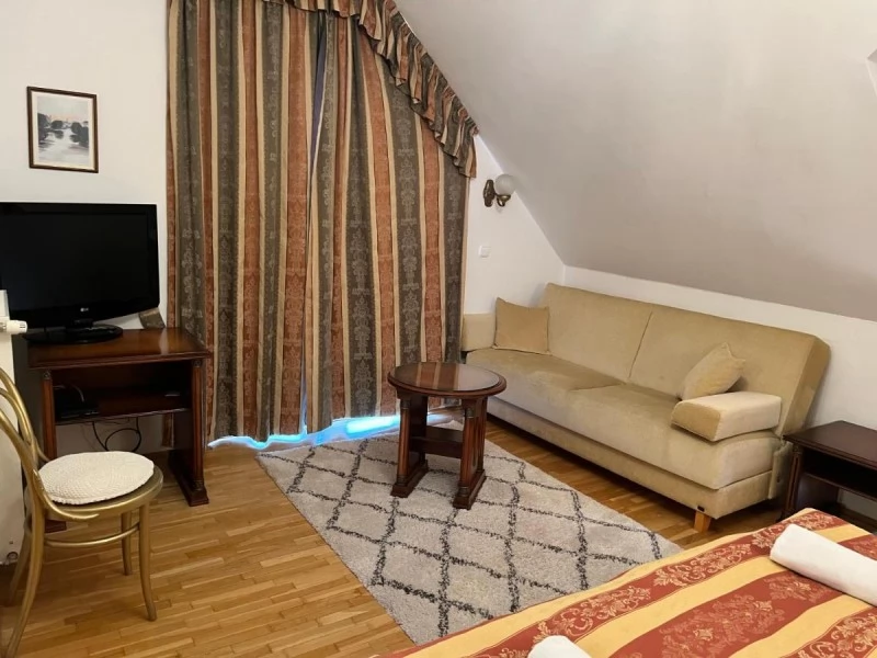 Eger Szállás | Kemping / turistapihenő (K0016-38) A kép szerzői jogvédelem alatt állhat. Javasolt a kapcsolatfelvétel a jog tulajdonossal.