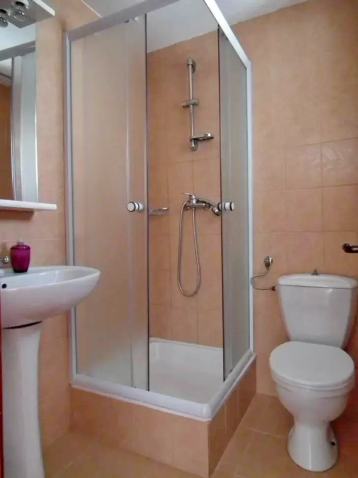  Szállás | Motel (K1313-20) A kép szerzői jogvédelem alatt állhat. Javasolt a kapcsolatfelvétel a jog tulajdonossal.