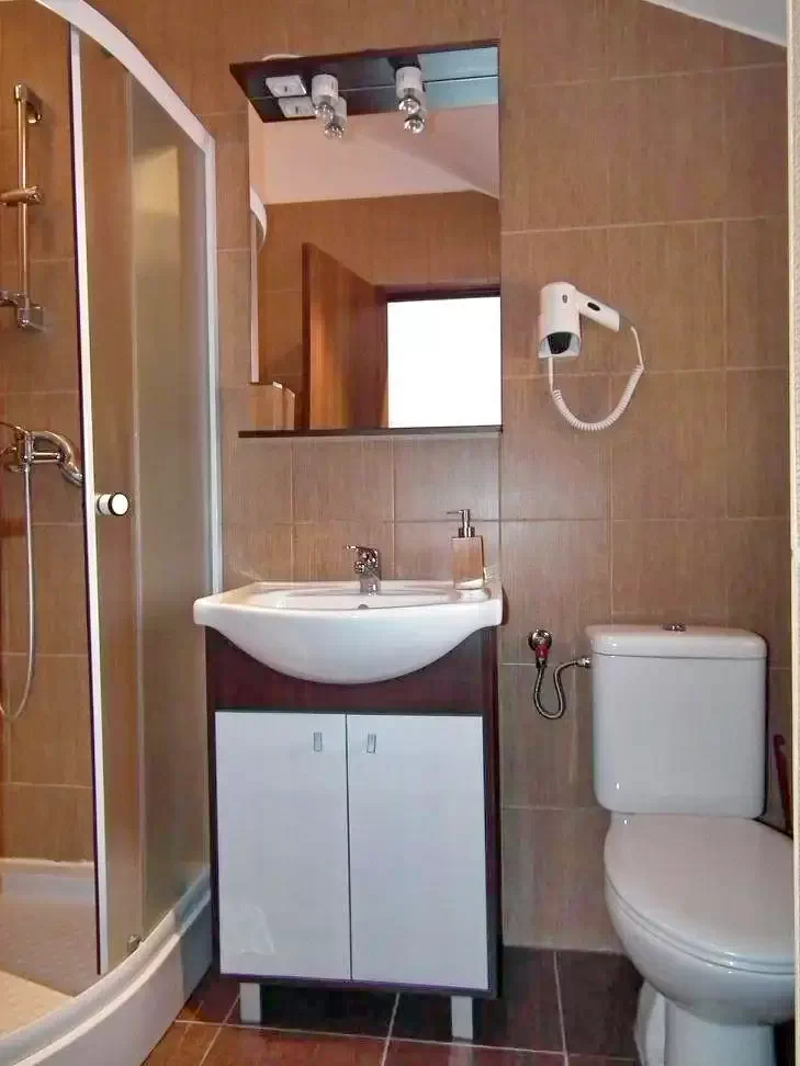 Eforie Sud Cazare | Motel (K1313-26) Imaginea poate fi supusă drepturilor de autor. Se recomandă contactarea titularului drepturilor.