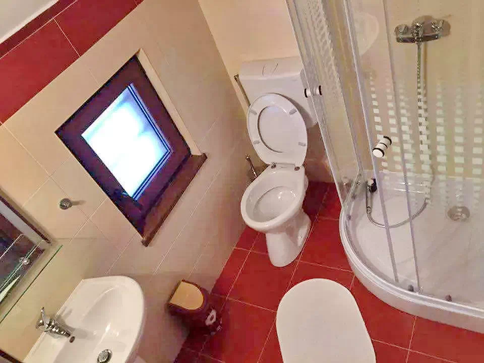 Borșa Cazare | Motel (K0990-14) Imaginea poate fi supusă drepturilor de autor. Se recomandă contactarea titularului drepturilor.