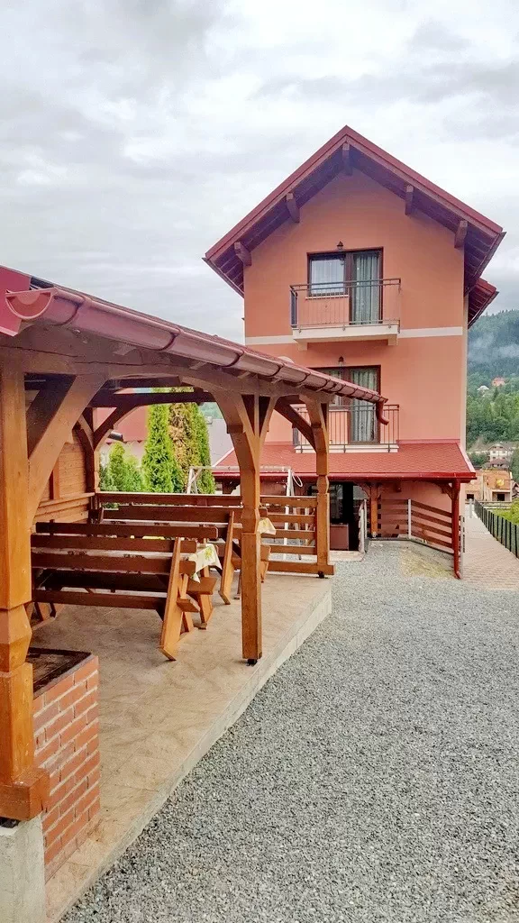 Borșa Cazare | Hostel (K0990-38) Imaginea poate fi supusă drepturilor de autor. Se recomandă contactarea titularului drepturilor.