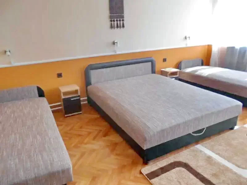 Mișcolț Cazare | Motel (K0882-1) Imaginea poate fi supusă drepturilor de autor. Se recomandă contactarea titularului drepturilor.