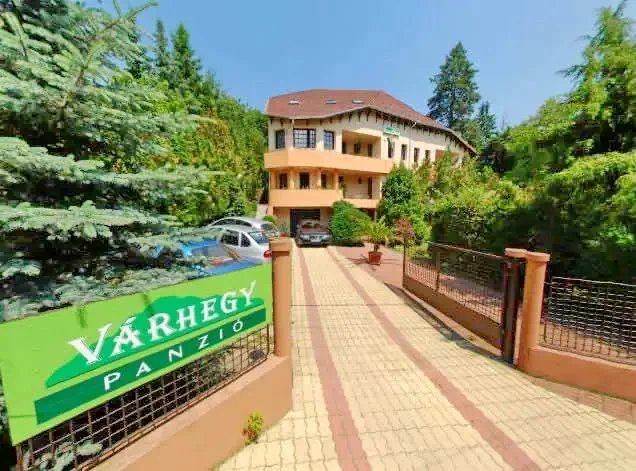 Mișcolț Cazare | Motel (K0882-18) Imaginea poate fi supusă drepturilor de autor. Se recomandă contactarea titularului drepturilor.