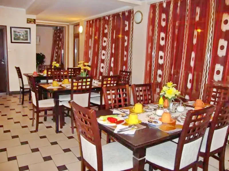 Arad Cazare | Motel (K0937-1) Imaginea poate fi supusă drepturilor de autor. Se recomandă contactarea titularului drepturilor.