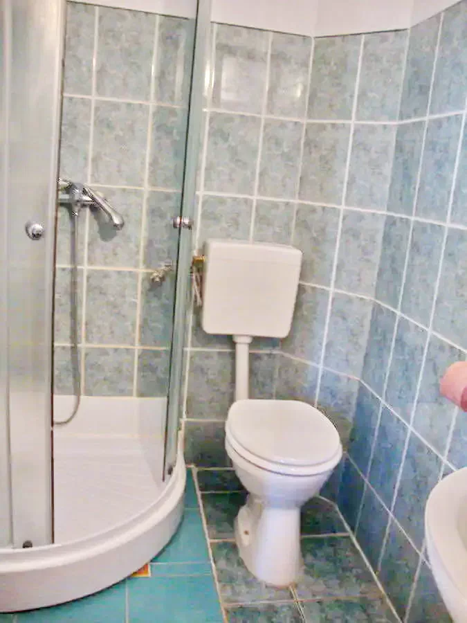 Arad Cazare | Motel (K0937-9) Imaginea poate fi supusă drepturilor de autor. Se recomandă contactarea titularului drepturilor.