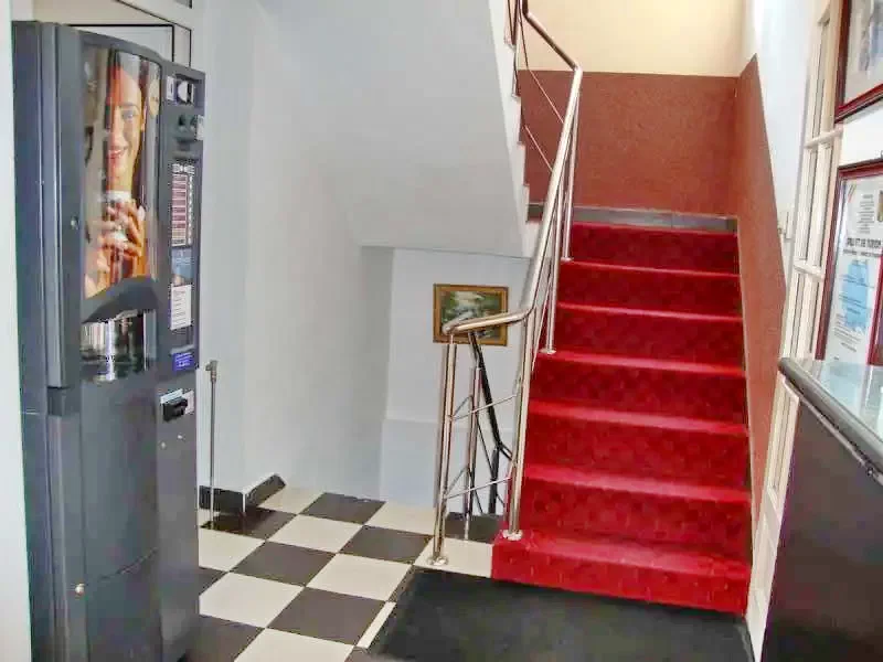 Arad Cazare | Motel (K0937-14) Imaginea poate fi supusă drepturilor de autor. Se recomandă contactarea titularului drepturilor.