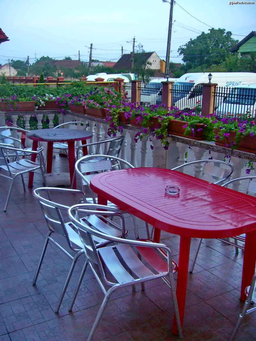 Arad Cazare | Motel (K0937-17) Imaginea poate fi supusă drepturilor de autor. Se recomandă contactarea titularului drepturilor.