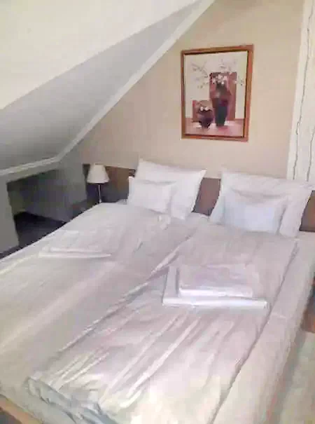 Hajdúszoboszló Szállás | Apartmanház (K0887-35) A kép szerzői jogvédelem alatt állhat. Javasolt a kapcsolatfelvétel a jog tulajdonossal.