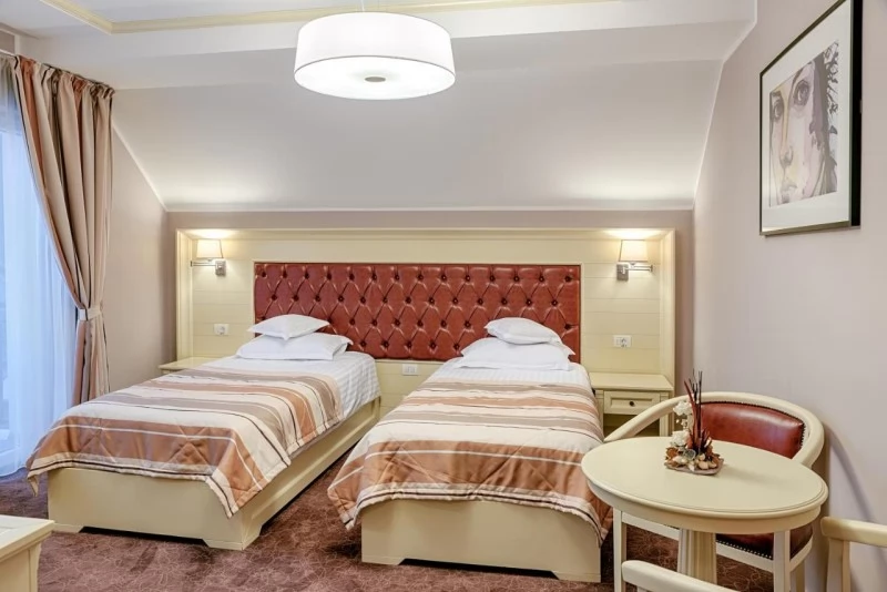 Borșa Cazare | Hotel*** (K1473-30) Imaginea poate fi supusă drepturilor de autor. Se recomandă contactarea titularului drepturilor.