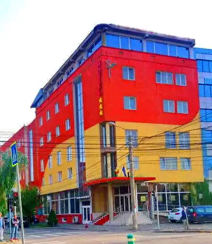 Timișoara Cazare | Hotel*** (K0912-16) Imaginea poate fi supusă drepturilor de autor. Se recomandă contactarea titularului drepturilor.