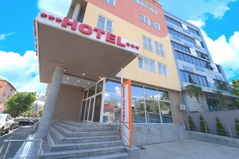 Timișoara Cazare | Hotel*** (K0912-42) Imaginea poate fi supusă drepturilor de autor. Se recomandă contactarea titularului drepturilor.
