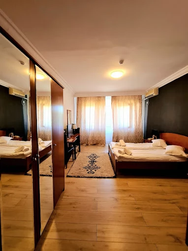 Alba Iulia Cazare | Hotel*** (K1176-13) Imaginea poate fi supusă drepturilor de autor. Se recomandă contactarea titularului drepturilor.