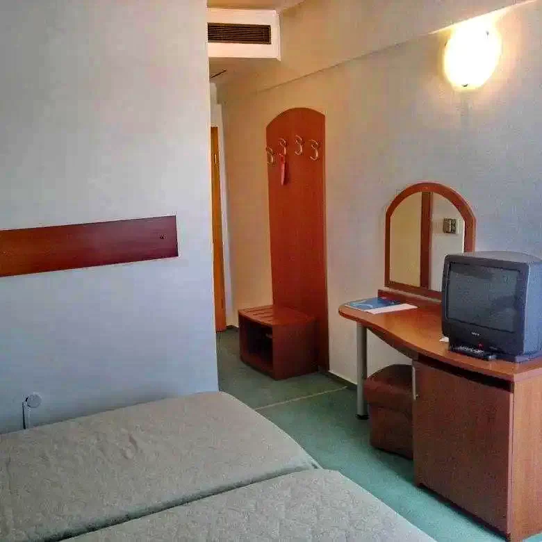 Tulcea Cazare | Pensiune turistică (K1305-10) Imaginea poate fi supusă drepturilor de autor. Se recomandă contactarea titularului drepturilor.