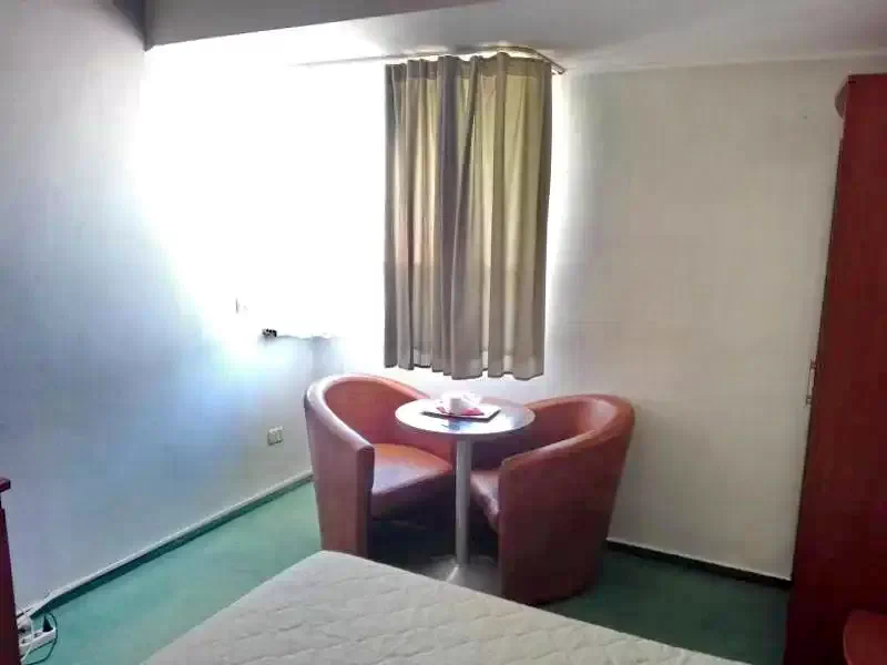 Tulcea Cazare | Pensiune turistică (K1305-33) Imaginea poate fi supusă drepturilor de autor. Se recomandă contactarea titularului drepturilor.