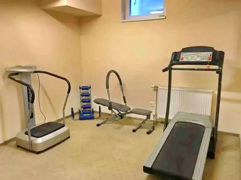  Cazare | Pensiune turistică (K0848-2) Imaginea poate fi supusă drepturilor de autor. Se recomandă contactarea titularului drepturilor.