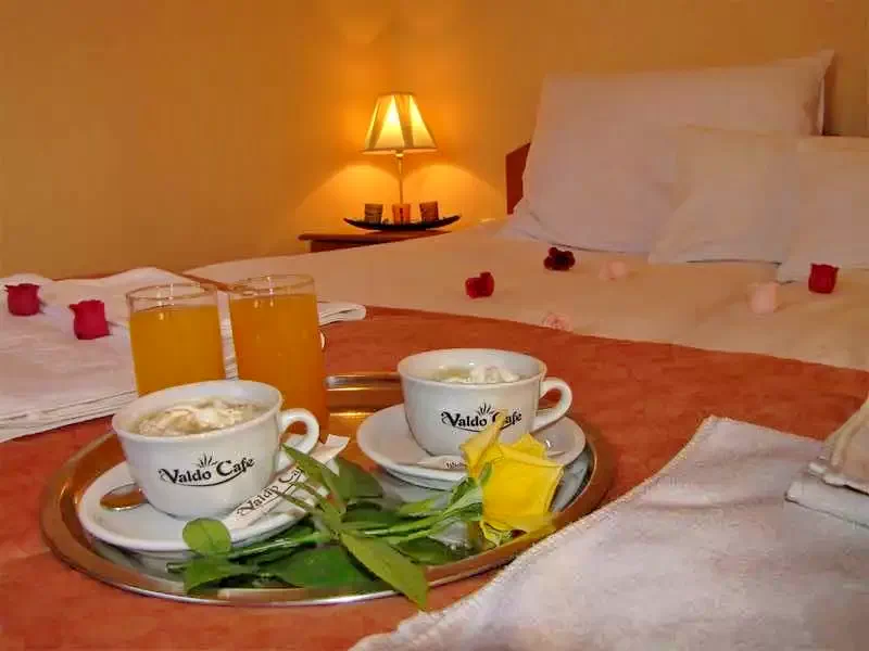  Cazare | Pensiune turistică (K0848-27) Imaginea poate fi supusă drepturilor de autor. Se recomandă contactarea titularului drepturilor.