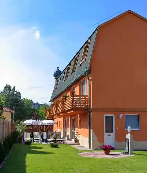 Hajdúszoboszló Szállás | Turisztikai panzió (K0848-35) A kép szerzői jogvédelem alatt állhat. Javasolt a kapcsolatfelvétel a jog tulajdonossal.