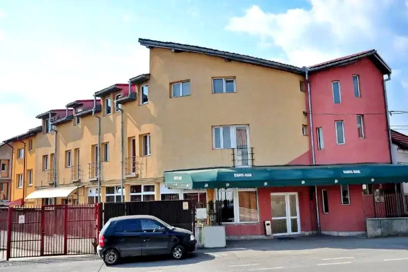 Cluj-Napoca Cazare | Hotel** (K1388-12) Imaginea poate fi supusă drepturilor de autor. Se recomandă contactarea titularului drepturilor.