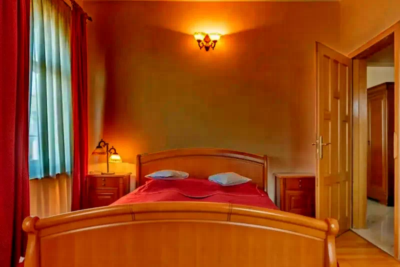 Daneș Cazare | Hotel*** (K1384-17) Imaginea poate fi supusă drepturilor de autor. Se recomandă contactarea titularului drepturilor.