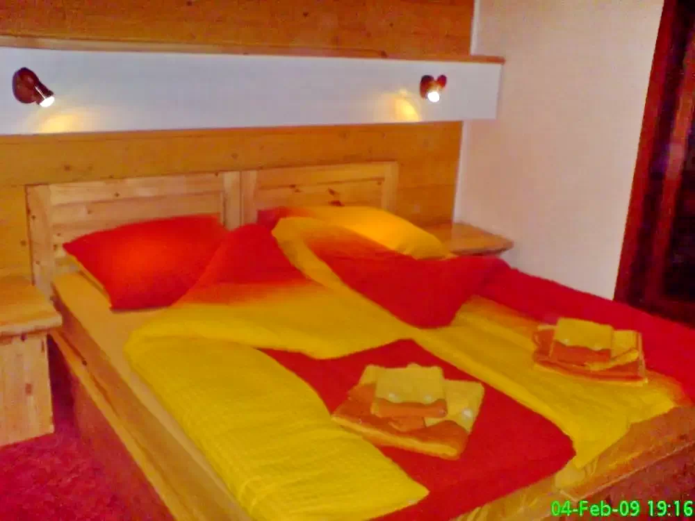 Harghita-Băi Cazare | Motel (K1135-15) Imaginea poate fi supusă drepturilor de autor. Se recomandă contactarea titularului drepturilor.